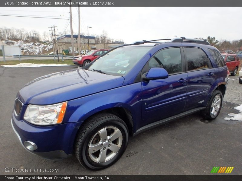 Front 3/4 View of 2006 Torrent AWD