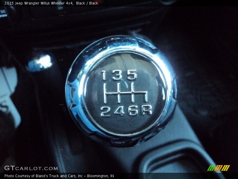 Black / Black 2015 Jeep Wrangler Willys Wheeler 4x4