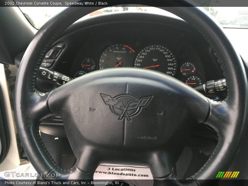 Speedway White / Black 2002 Chevrolet Corvette Coupe