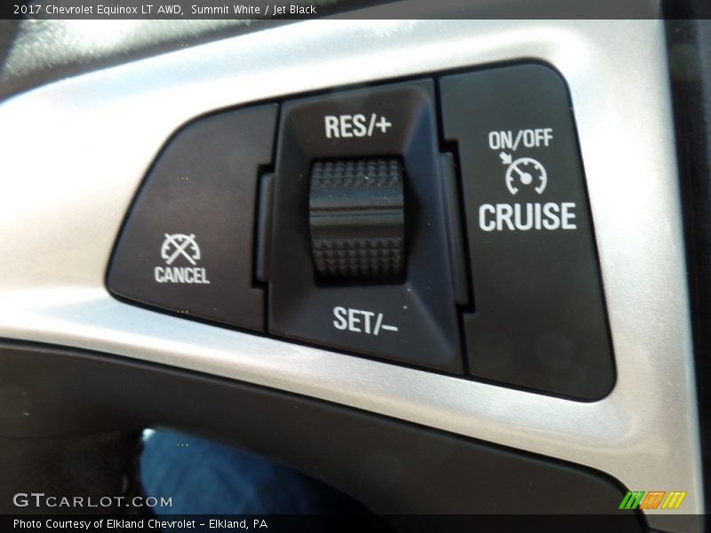 Summit White / Jet Black 2017 Chevrolet Equinox LT AWD