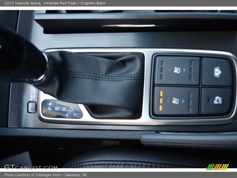 Venetian Red Pearl / Graphite Black 2013 Hyundai Azera
