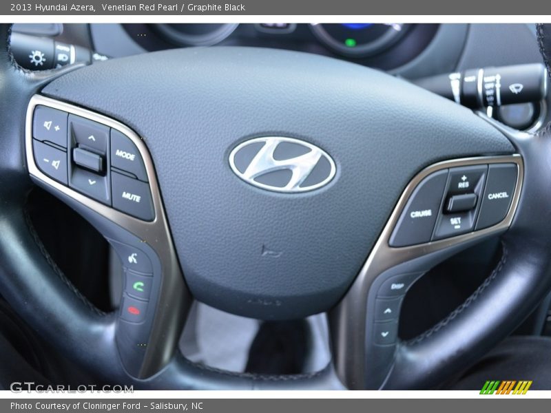 Venetian Red Pearl / Graphite Black 2013 Hyundai Azera
