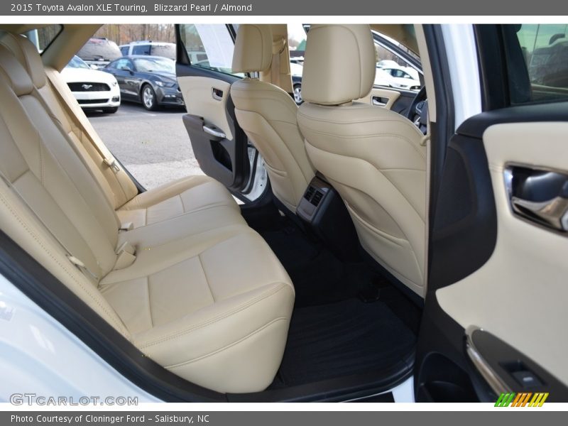 Blizzard Pearl / Almond 2015 Toyota Avalon XLE Touring