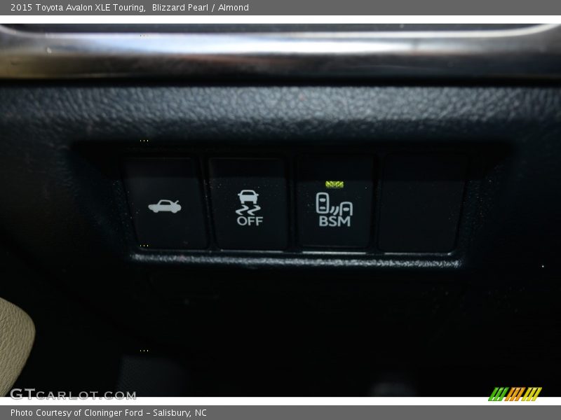 Blizzard Pearl / Almond 2015 Toyota Avalon XLE Touring