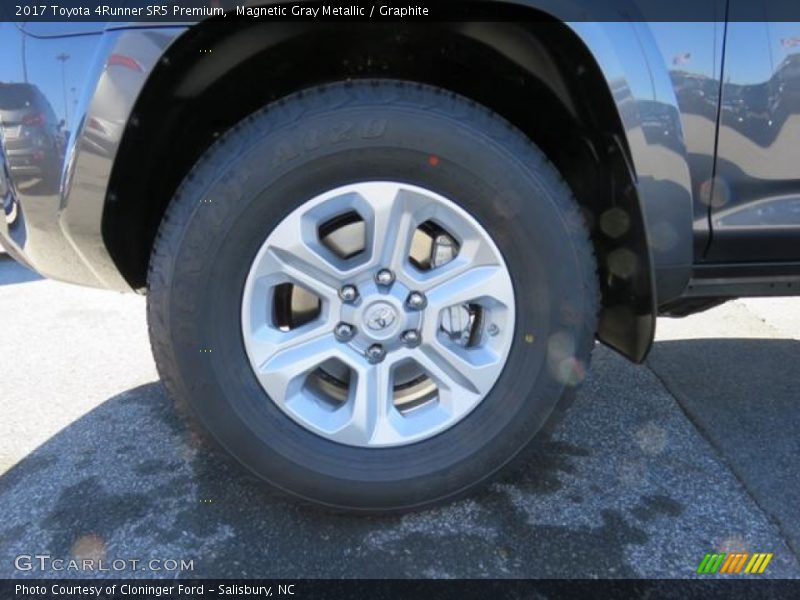 Magnetic Gray Metallic / Graphite 2017 Toyota 4Runner SR5 Premium