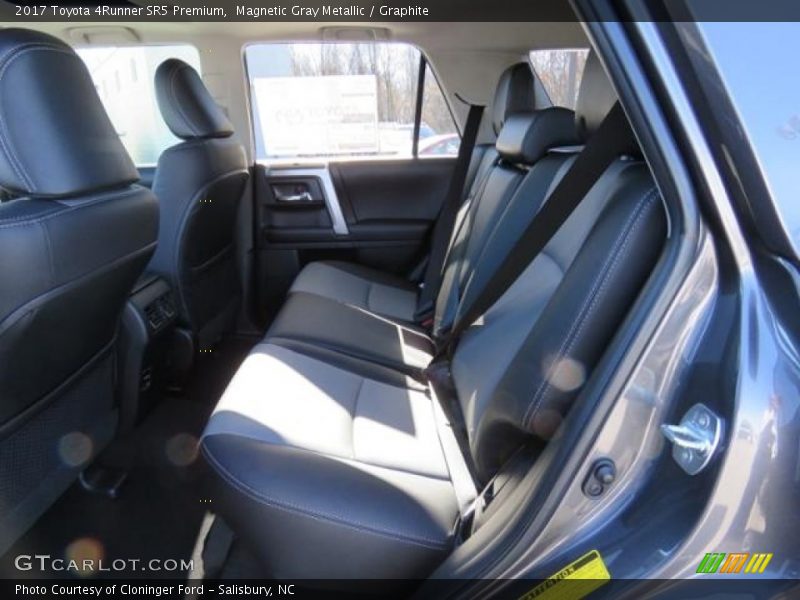 Magnetic Gray Metallic / Graphite 2017 Toyota 4Runner SR5 Premium