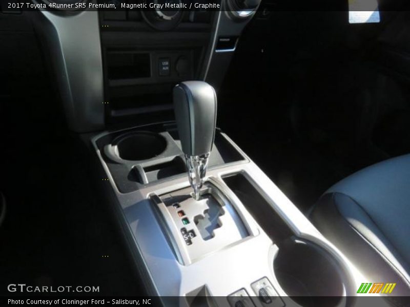 Magnetic Gray Metallic / Graphite 2017 Toyota 4Runner SR5 Premium