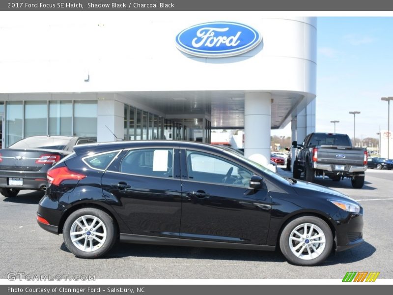 Shadow Black / Charcoal Black 2017 Ford Focus SE Hatch