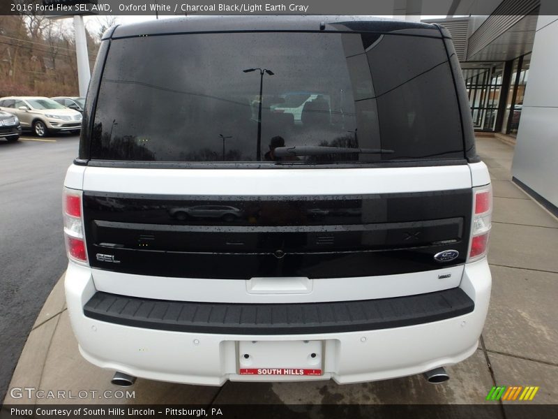 Oxford White / Charcoal Black/Light Earth Gray 2016 Ford Flex SEL AWD