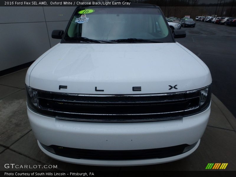 Oxford White / Charcoal Black/Light Earth Gray 2016 Ford Flex SEL AWD