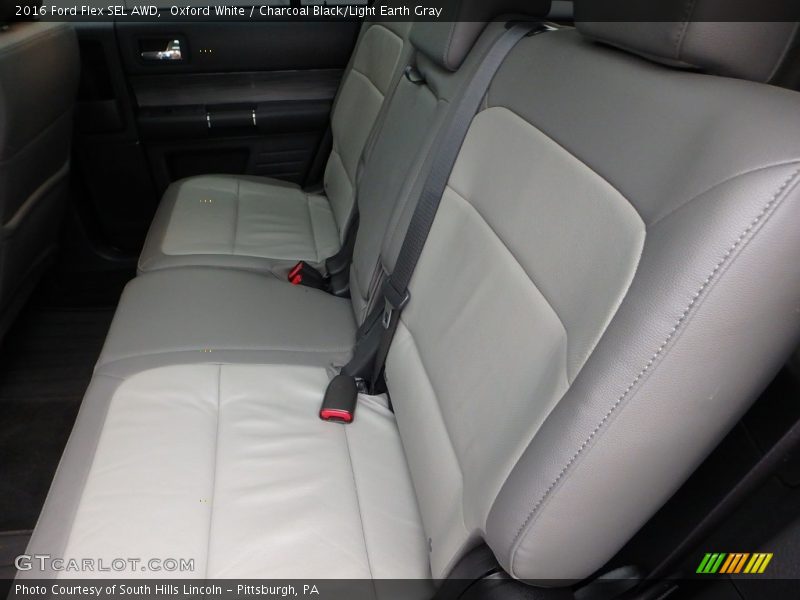 Oxford White / Charcoal Black/Light Earth Gray 2016 Ford Flex SEL AWD