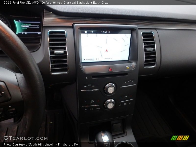 Oxford White / Charcoal Black/Light Earth Gray 2016 Ford Flex SEL AWD