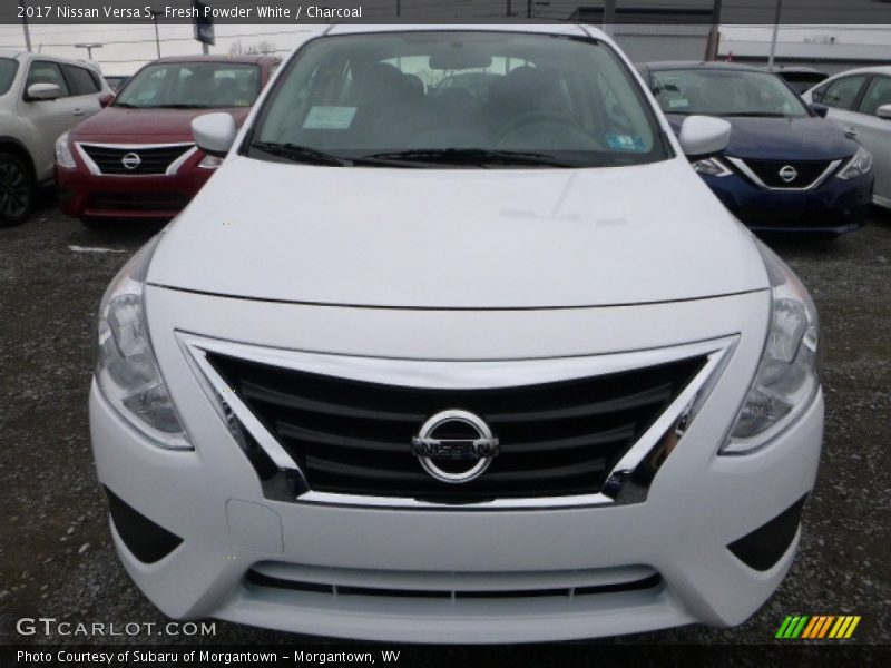 Fresh Powder White / Charcoal 2017 Nissan Versa S