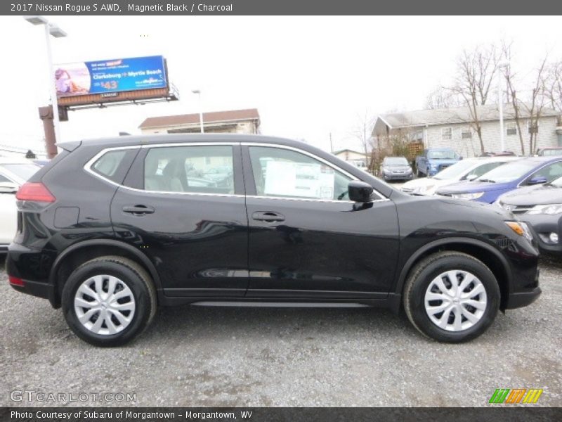 Magnetic Black / Charcoal 2017 Nissan Rogue S AWD