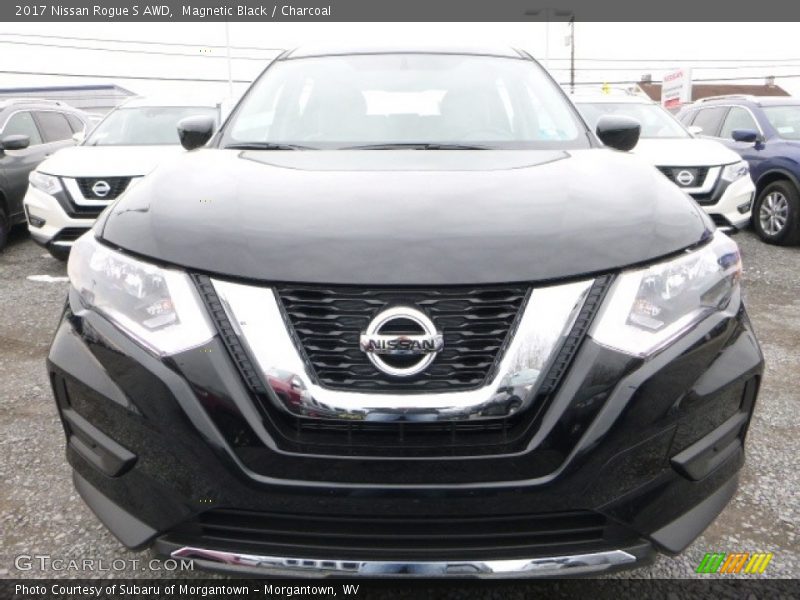 Magnetic Black / Charcoal 2017 Nissan Rogue S AWD