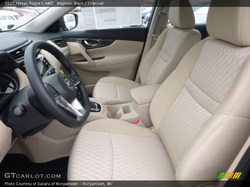 Magnetic Black / Charcoal 2017 Nissan Rogue S AWD