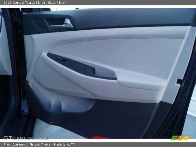 Ash Black / Black 2016 Hyundai Tucson SE