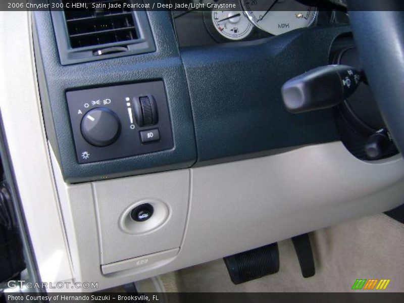 Satin Jade Pearlcoat / Deep Jade/Light Graystone 2006 Chrysler 300 C HEMI