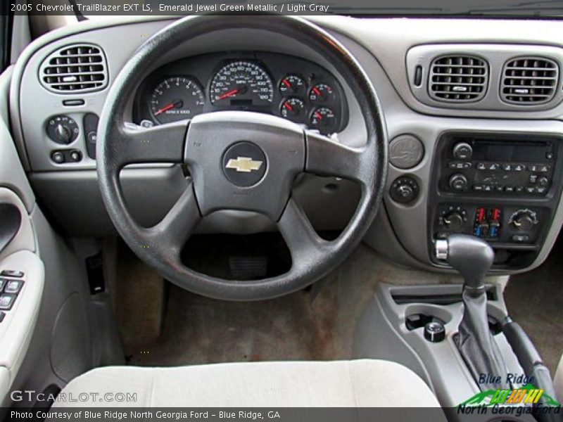 Emerald Jewel Green Metallic / Light Gray 2005 Chevrolet TrailBlazer EXT LS