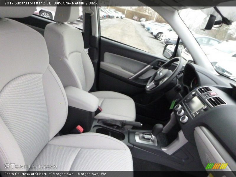 Dark Gray Metallic / Black 2017 Subaru Forester 2.5i