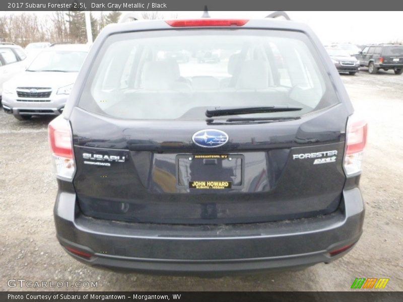 Dark Gray Metallic / Black 2017 Subaru Forester 2.5i