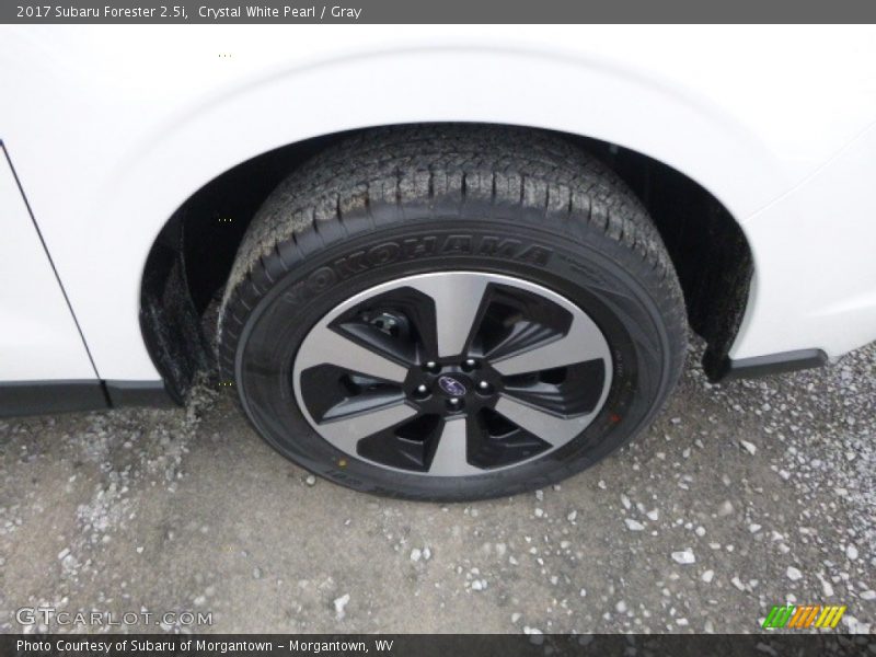 Crystal White Pearl / Gray 2017 Subaru Forester 2.5i