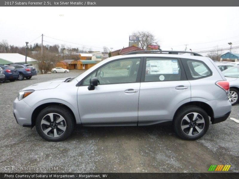 Ice Silver Metallic / Black 2017 Subaru Forester 2.5i