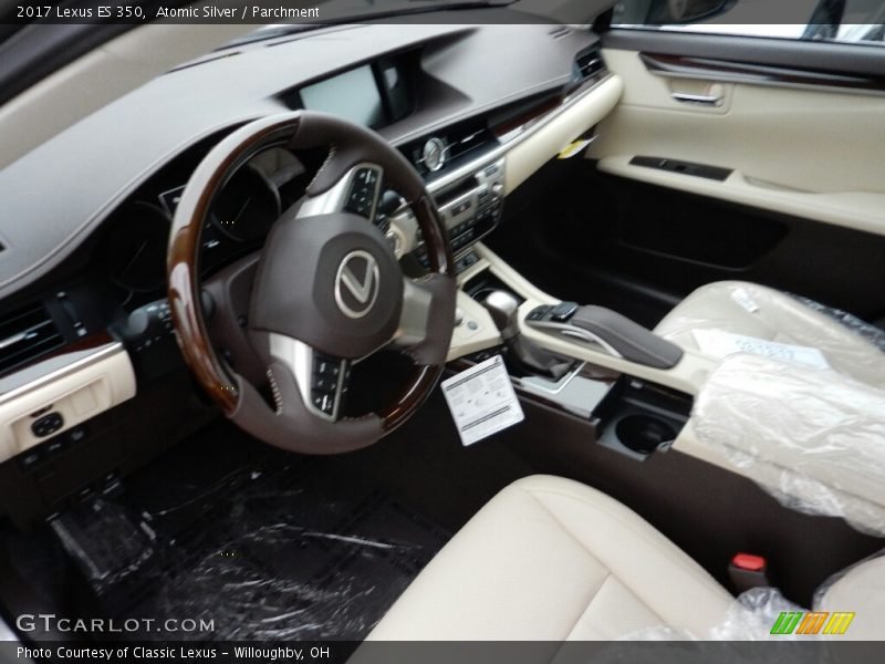 Atomic Silver / Parchment 2017 Lexus ES 350