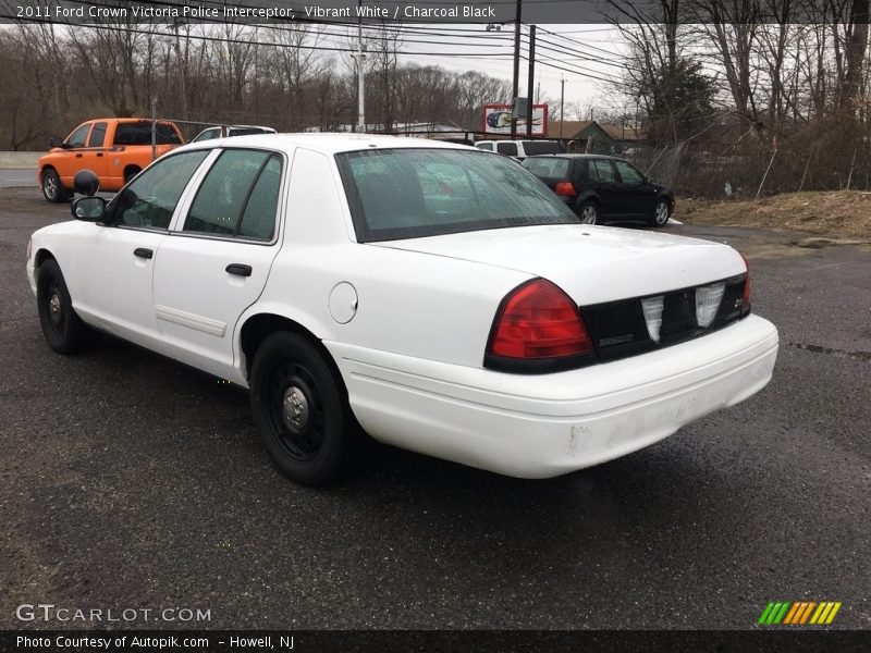 Vibrant White / Charcoal Black 2011 Ford Crown Victoria Police Interceptor