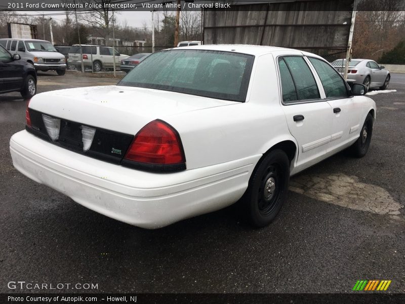 Vibrant White / Charcoal Black 2011 Ford Crown Victoria Police Interceptor