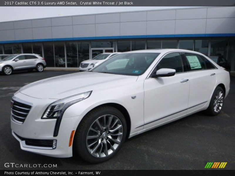 Front 3/4 View of 2017 CT6 3.6 Luxury AWD Sedan
