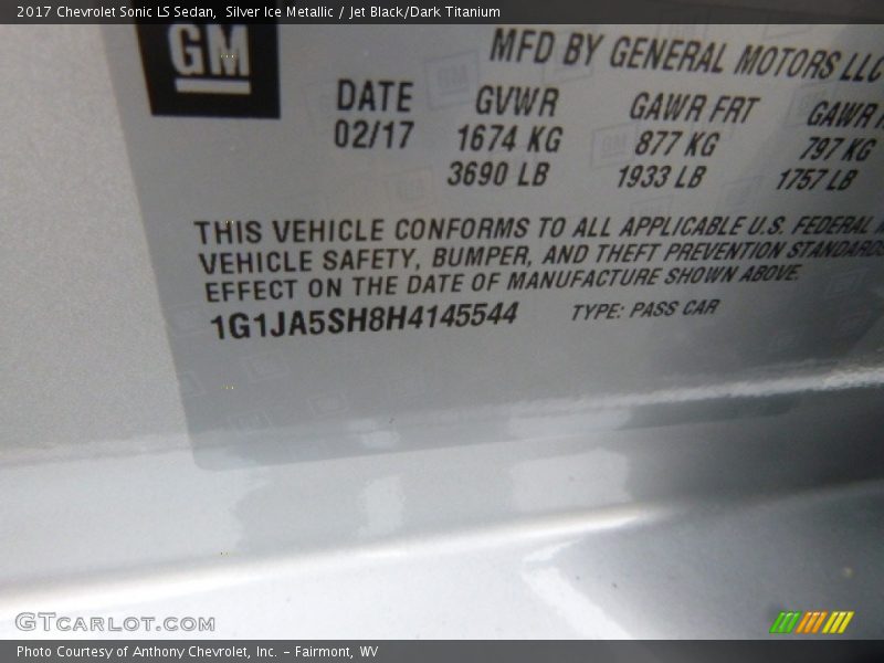 Silver Ice Metallic / Jet Black/Dark Titanium 2017 Chevrolet Sonic LS Sedan