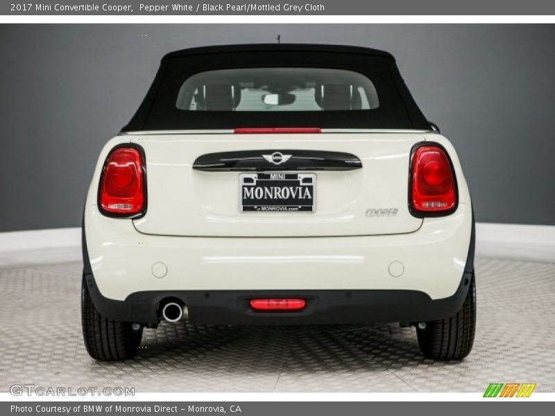 Pepper White / Black Pearl/Mottled Grey Cloth 2017 Mini Convertible Cooper