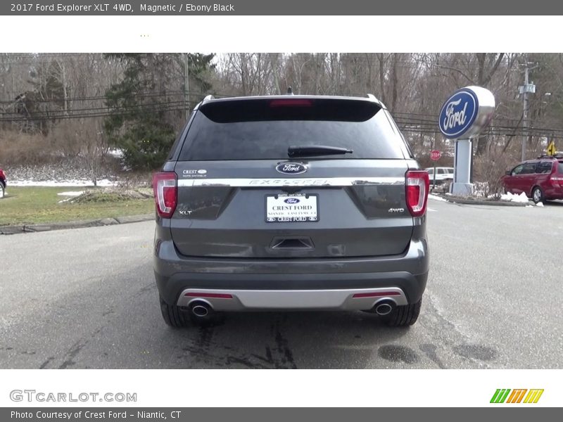 Magnetic / Ebony Black 2017 Ford Explorer XLT 4WD