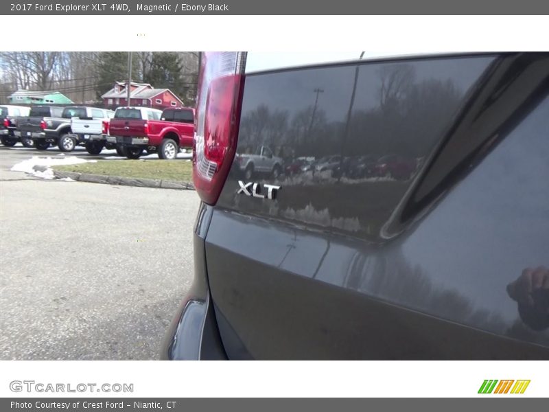 Magnetic / Ebony Black 2017 Ford Explorer XLT 4WD
