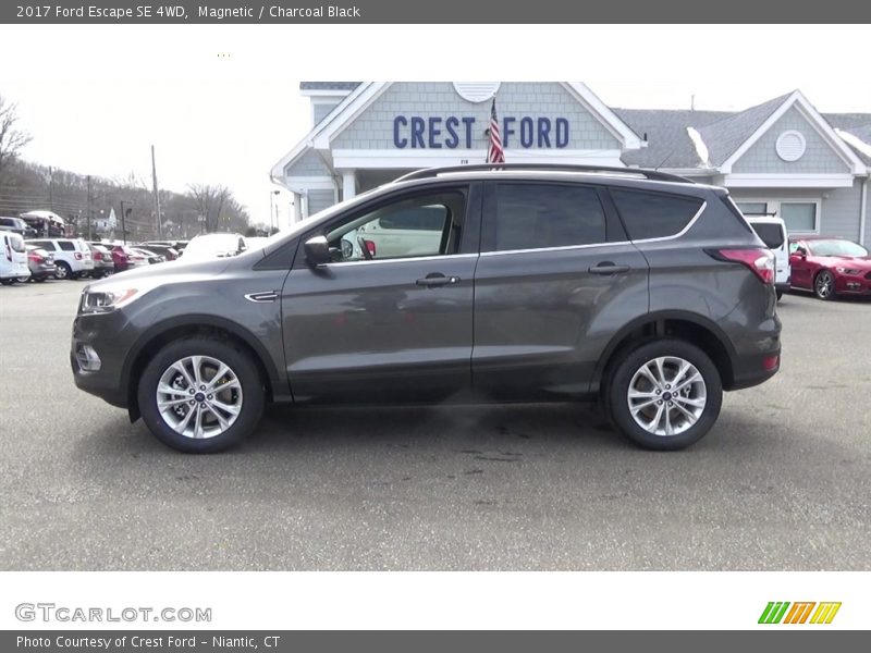 Magnetic / Charcoal Black 2017 Ford Escape SE 4WD