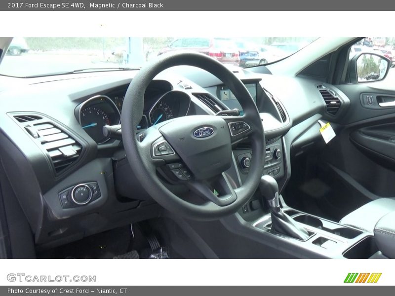 Magnetic / Charcoal Black 2017 Ford Escape SE 4WD