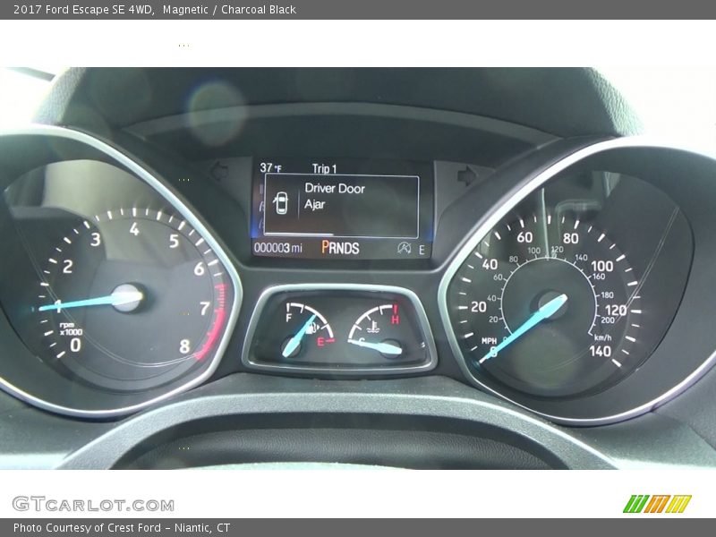 Magnetic / Charcoal Black 2017 Ford Escape SE 4WD