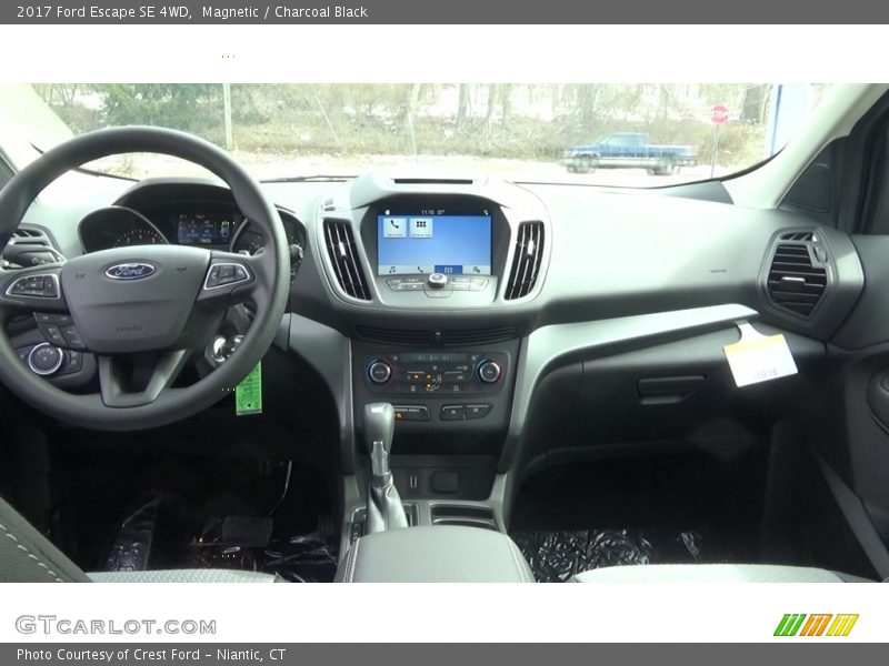 Magnetic / Charcoal Black 2017 Ford Escape SE 4WD