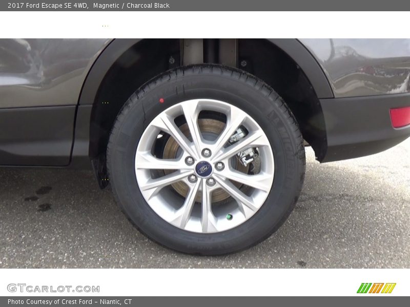 Magnetic / Charcoal Black 2017 Ford Escape SE 4WD