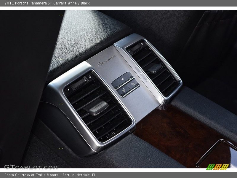 Carrara White / Black 2011 Porsche Panamera S