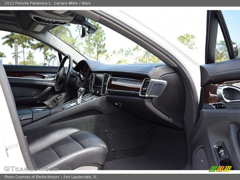 Carrara White / Black 2011 Porsche Panamera S