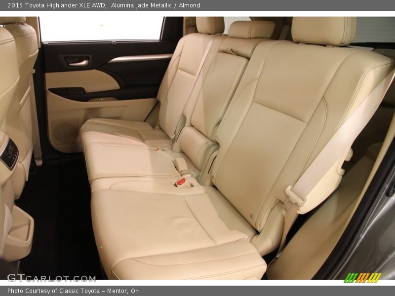 Alumina Jade Metallic / Almond 2015 Toyota Highlander XLE AWD