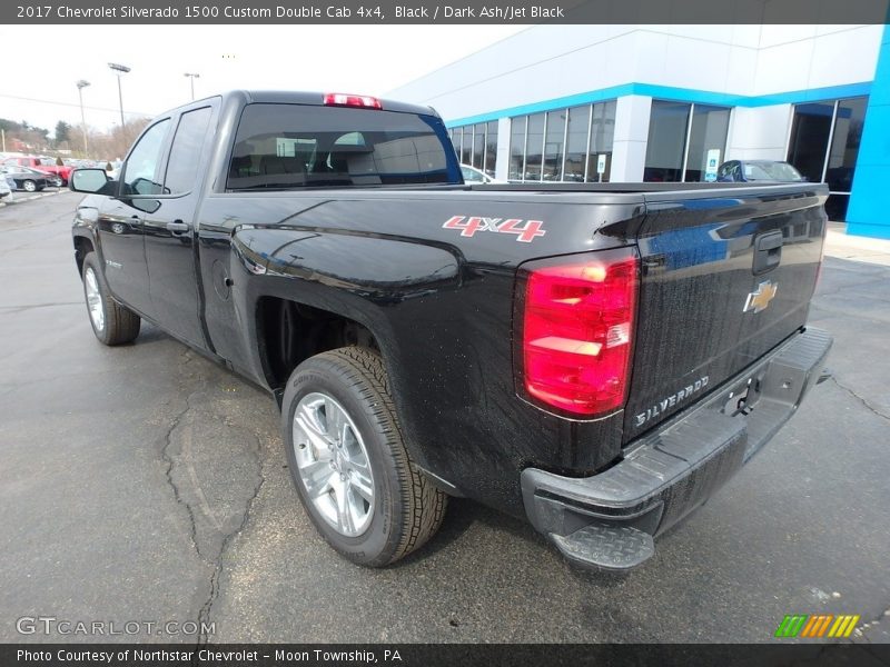 Black / Dark Ash/Jet Black 2017 Chevrolet Silverado 1500 Custom Double Cab 4x4