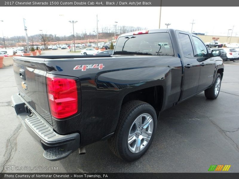 Black / Dark Ash/Jet Black 2017 Chevrolet Silverado 1500 Custom Double Cab 4x4