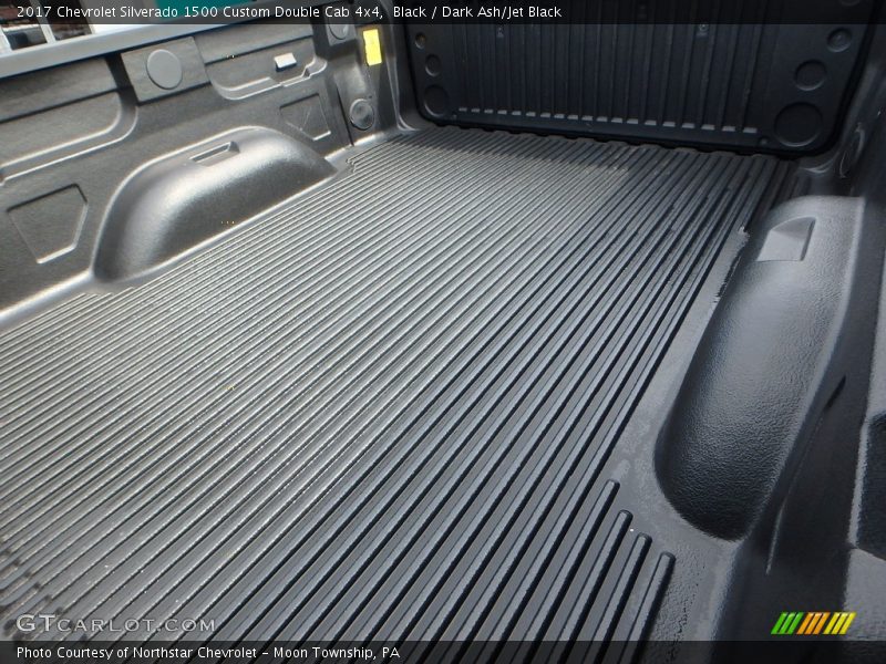 Black / Dark Ash/Jet Black 2017 Chevrolet Silverado 1500 Custom Double Cab 4x4