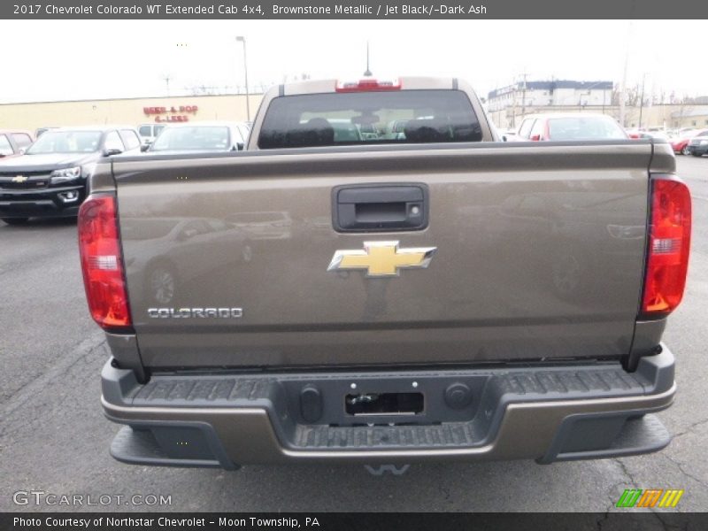 Brownstone Metallic / Jet Black/­Dark Ash 2017 Chevrolet Colorado WT Extended Cab 4x4