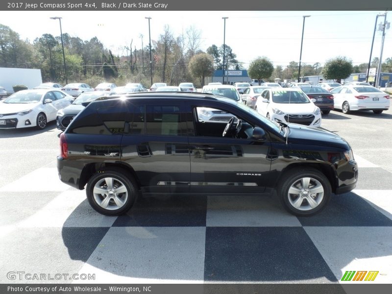 Black / Dark Slate Gray 2017 Jeep Compass Sport 4x4