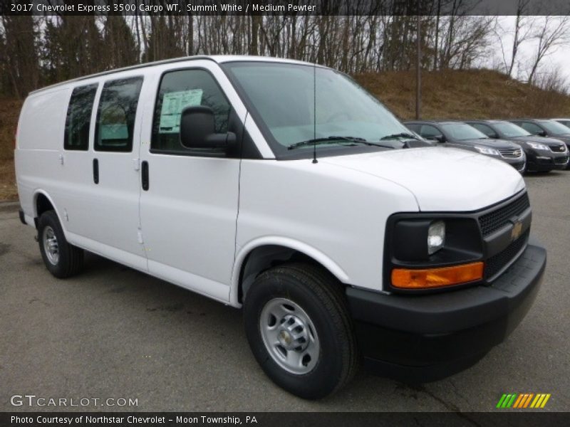 Summit White / Medium Pewter 2017 Chevrolet Express 3500 Cargo WT