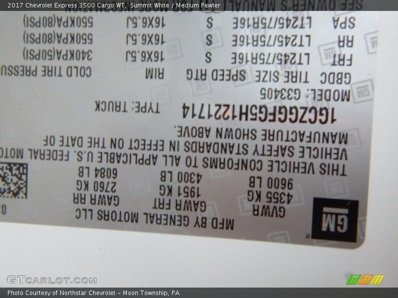 Summit White / Medium Pewter 2017 Chevrolet Express 3500 Cargo WT